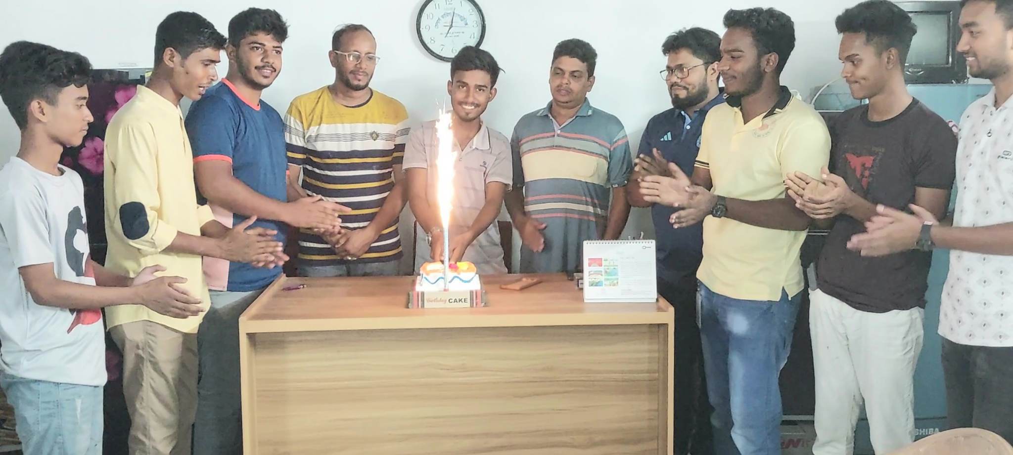 রাজশাহীতে কেক কেটে দৈনিক অভিযোগ বার্তার সম্পাদকের জন্মদিন পালন