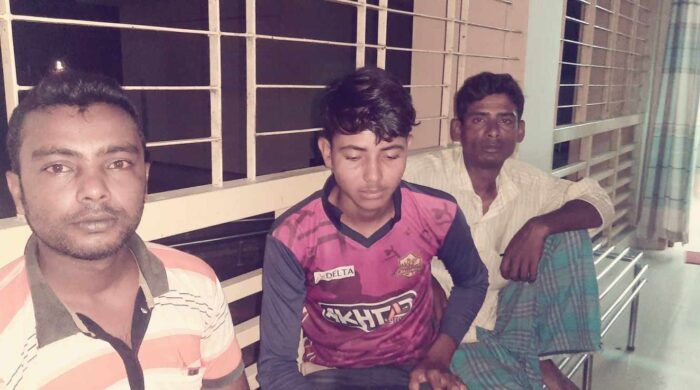 দুর্গাপুরে পুকুর খনন ও রাস্তা নষ্ট করায় ৬ হাজার জরিমানা, আটক-৩ পরে মুক্তি