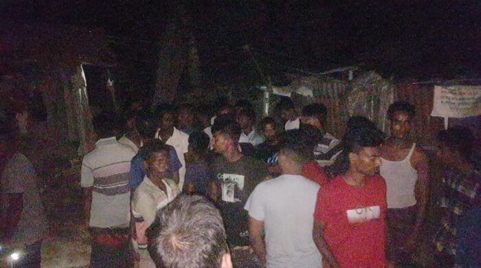 রাজশাহীর পুঠিয়ায় নিজ ঘর থেকে গৃহবধূর ঝুলন্ত লাশ উদ্ধার