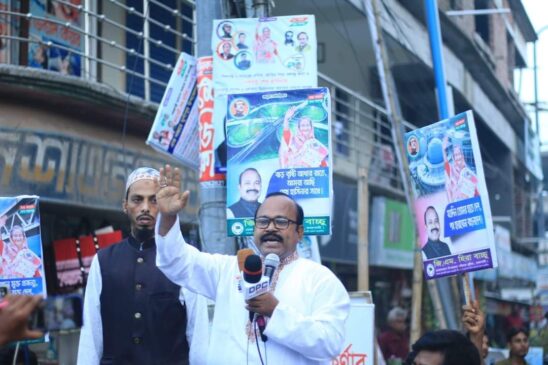 সরকারের উন্নয়ন তুলে ধরে উপজেলা চেয়ারম্যান হীরা বাচ্চুর বিশাল শোভাযাত্রা