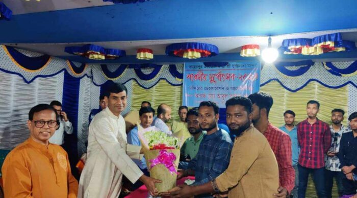 দূর্গাপূজার উৎপত্তিস্থল পরিদর্শনে বিভাগীয় কমিশনার, জেলা প্রশাসক, পুলিশ সুপার