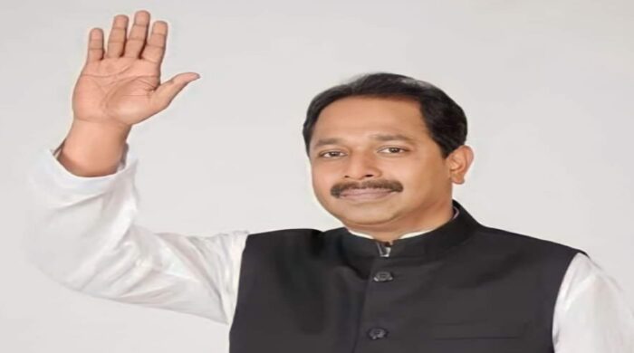 পুঠিয়া-দুর্গাপুরে দারা নৌকা পাওয়ায় বাঁধভাঙ্গা উল্লাস মিষ্টি ও খিচুড়ি খাইদাই