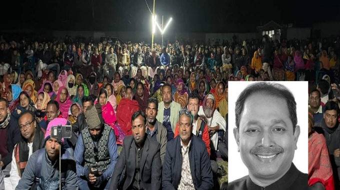 পুঠিয়া-দুর্গাপুরের নৌকার প্রার্থী আব্দুল ওয়াদুদ দারা'র পথসভা যেন রুপ নিলো জনসভায়