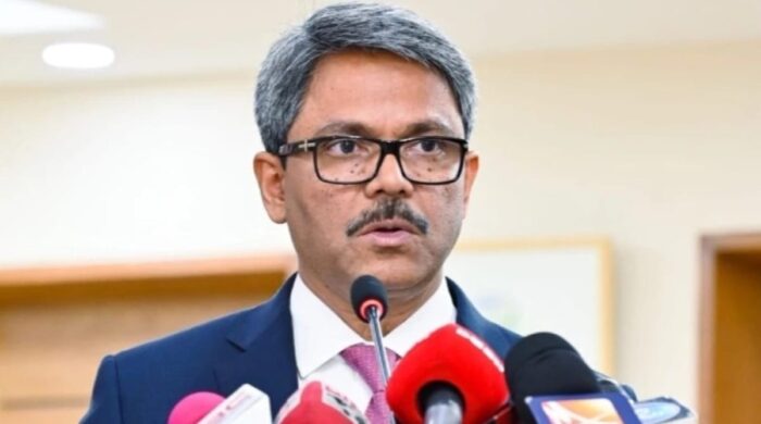 রাজশাহী-৬ আসনে ফুরফুরে মেজাজে নৌকার মাঝি শাহরিয়ার আলম জনপ্রিয়তার শীর্ষে