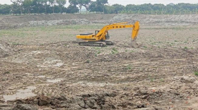 পুকুর খনন 