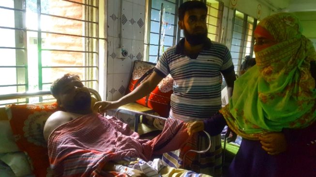 পুঠিয়ায় জমিজমাকে কেন্দ্র করে প্রতিপক্ষকে মারধরের অভিযোগ