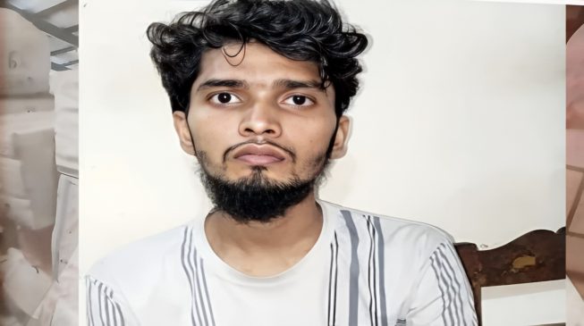 টাকার অভাবে চিকিৎসা বন্ধ শিক্ষার্থী পিয়াসের গায়ে লাগে ১২টি গুলি