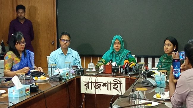 সাংবাদিকদের সঙ্গে রাজশাহীর নবনিযুক্ত ডিসির মতবিনিময় একসাথে কাজ করার আহ্বান