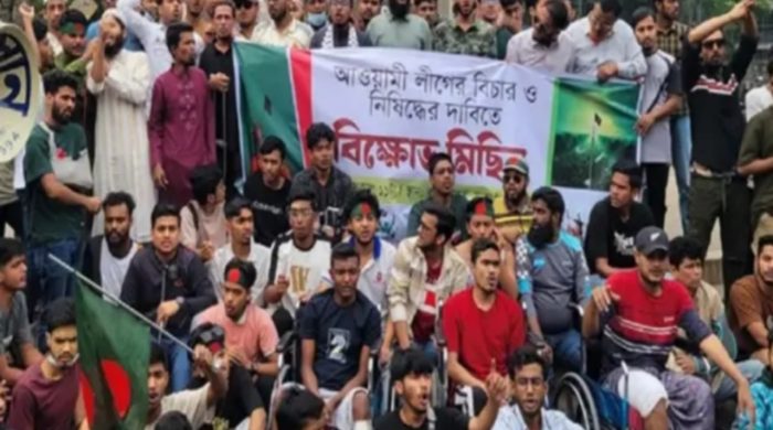 আগামী ৪৮ ঘণ্টার মধ্যে সিদ্ধান্ত না এলে ঢাকা অবরোধের ঘোষণা