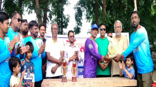 রাজশাহী বরেন্দ্র প্রেসক্লাব ক্রিকেট টুর্ণামেন্টে সাধারণ সম্পাদক একাদশ বিজয়ী