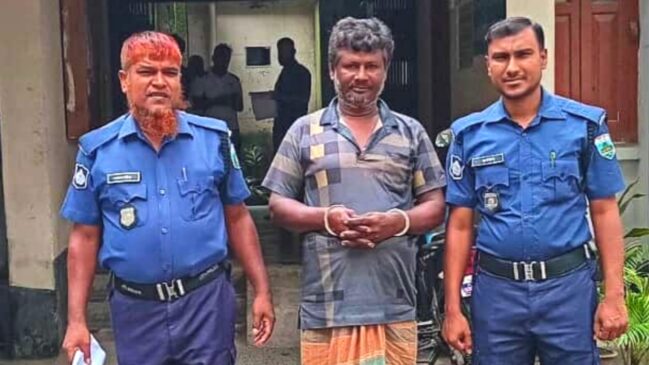 রাজশাহীর দুর্গাপুরে প্রতিবন্ধী নারীকে ধর্ষণের অভিযোগে গ্রেপ্তার-১ 