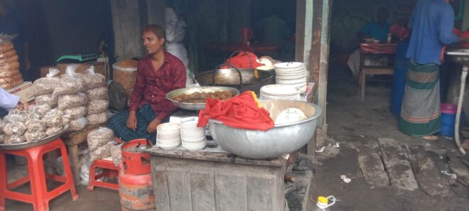 রাজশাহীর পুঠিয়ায় হাটবাজারে ভেজাল খাদ্যপণ্যে বাজার সয়লাব